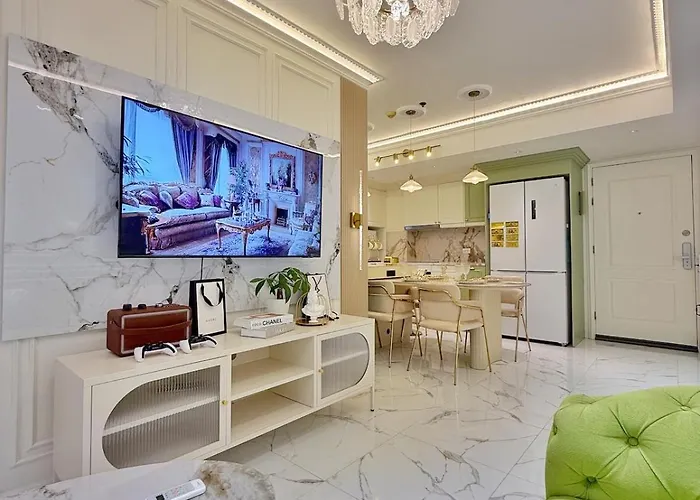 Azure 2br View Suite- Bathtub, Smart Toilet, Netflix Manila