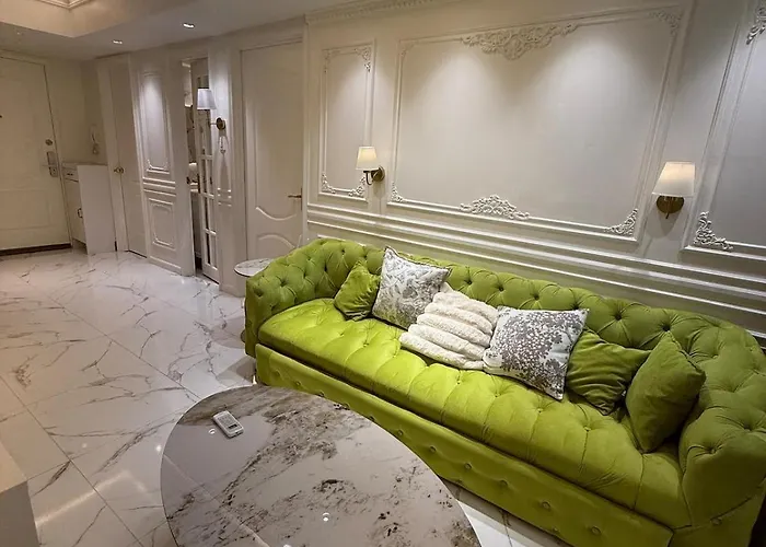 Azure 2br View Suite- Bathtub, Smart Toilet, Netflix Apartamento Manila